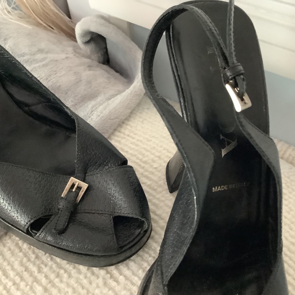 Shoes - Picture 6 of 7